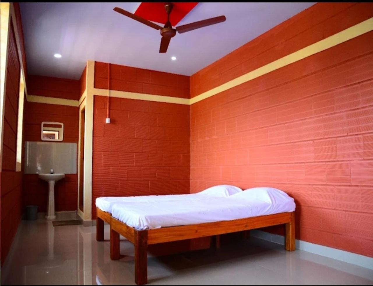 Prabhu Homestay Mavalli Luaran gambar