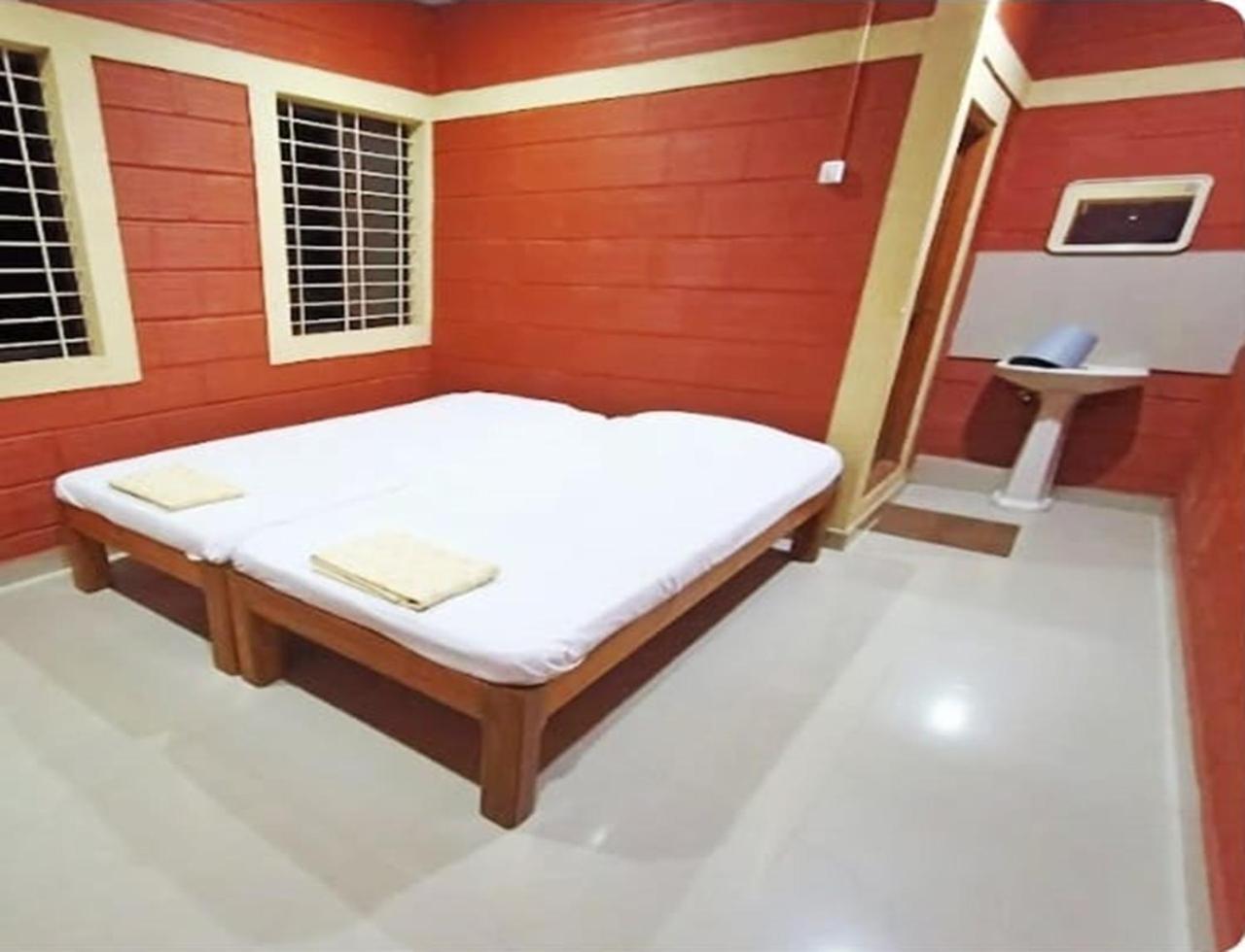 Prabhu Homestay Mavalli Luaran gambar