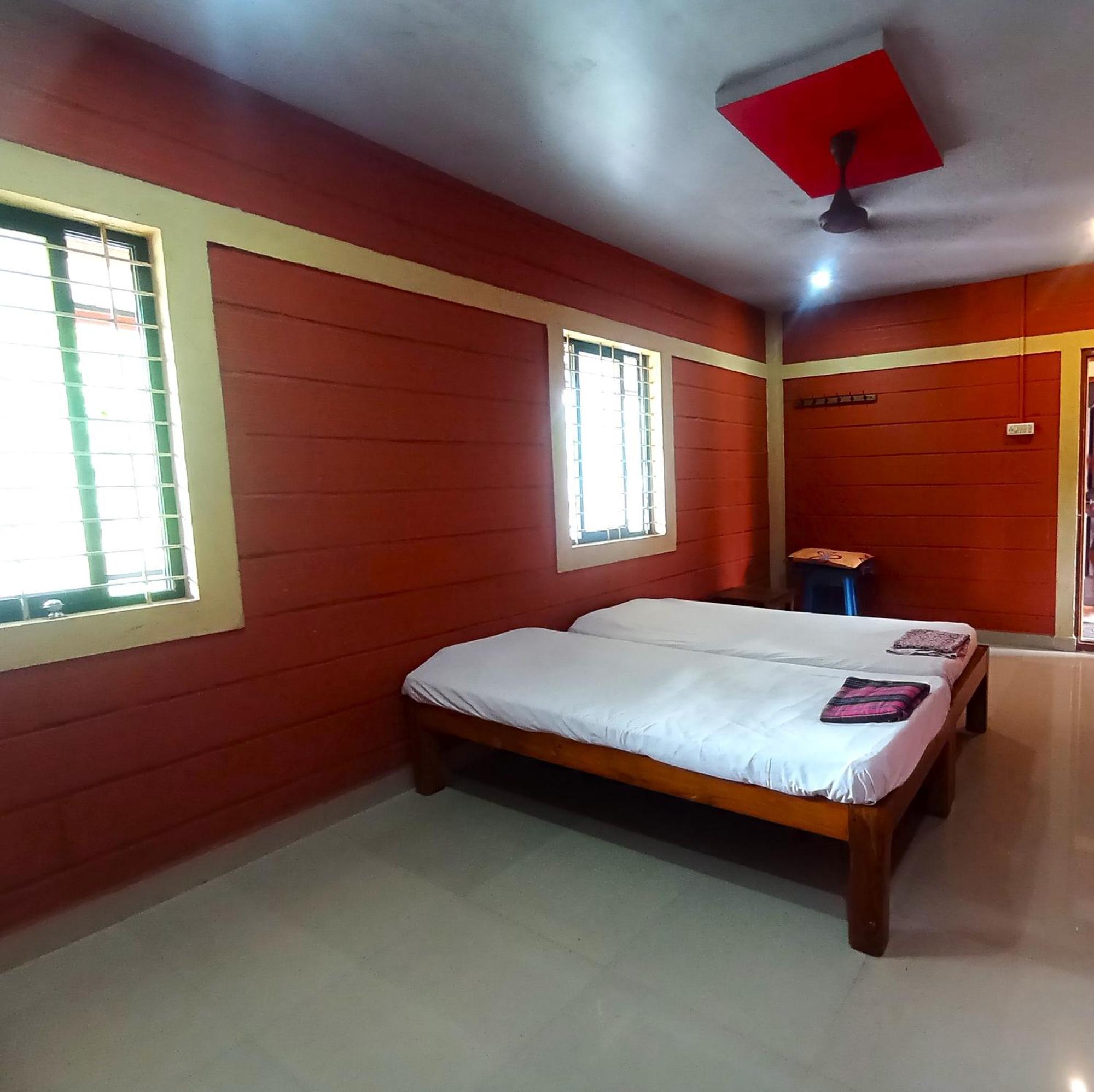 Prabhu Homestay Mavalli Luaran gambar